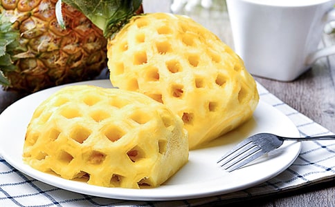 《菠蘿》美術(shù)課件