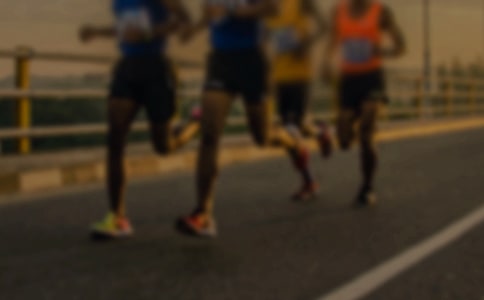 �L�ܳ�һ����