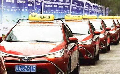 ����Z(y��)�Ի��(d��ng)�̰���С��ĳ���܇��