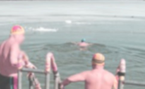 ����Ӿ���x���