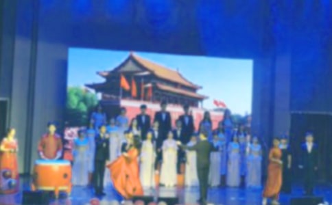 �W(xu��)У�ϳ���ِ�����~�_��(ch��ng)��