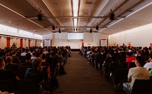 ��У�������}�v�������ĵã����x9ƪ��