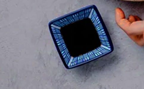 �P(gu��n)�ڽ��m�u�͵Ľ�(j��ng)���Z(y��)�