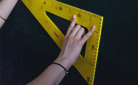 �ڄ�(d��ng)������Փ�n��(sh��)�`��(b��o)�淶�ģ�ͨ��8ƪ��