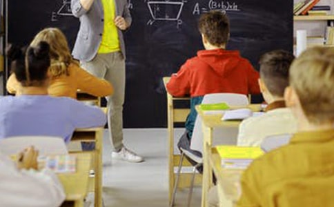 �W(xu��)ǰ���������µČ�(sh��)ʩ���������x7ƪ��