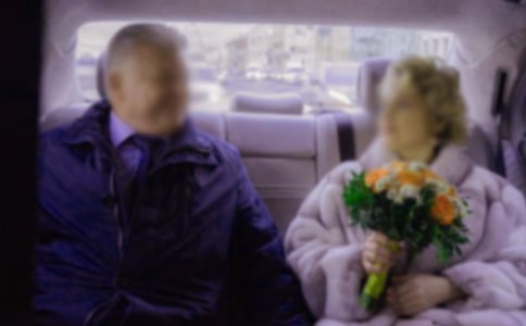 獻(xiàn)上給父母的金婚賀詞范文