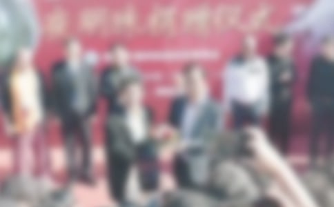 �R���ڼ~��˹?f��n)���W(xu��)��ٛ(z��ng)�xʽ�ϵ����v��