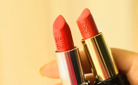 涂口紅400字作文