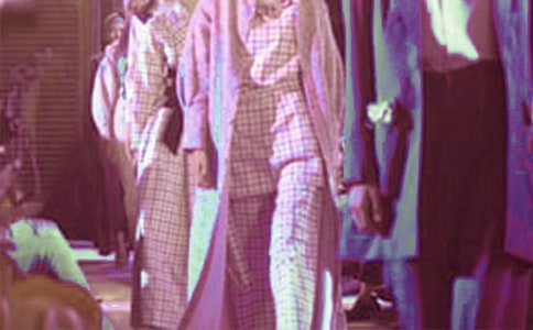 ģ�غ����zӰ��ͬ����