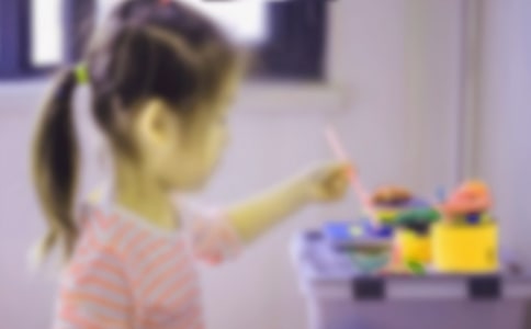 �� Ҋ�ɫ��Ů�����x��У�ͨ��27ƪ��