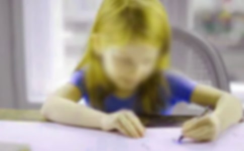 �������@��һ��(g��)Ů����С�W(xu��)�x��з���