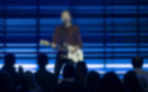 ���õ������е�ż������3ƪ