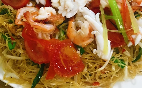 С�����}��ʳ��̰�