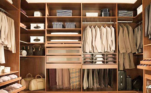 衣柜是女人的另一個世界隨筆